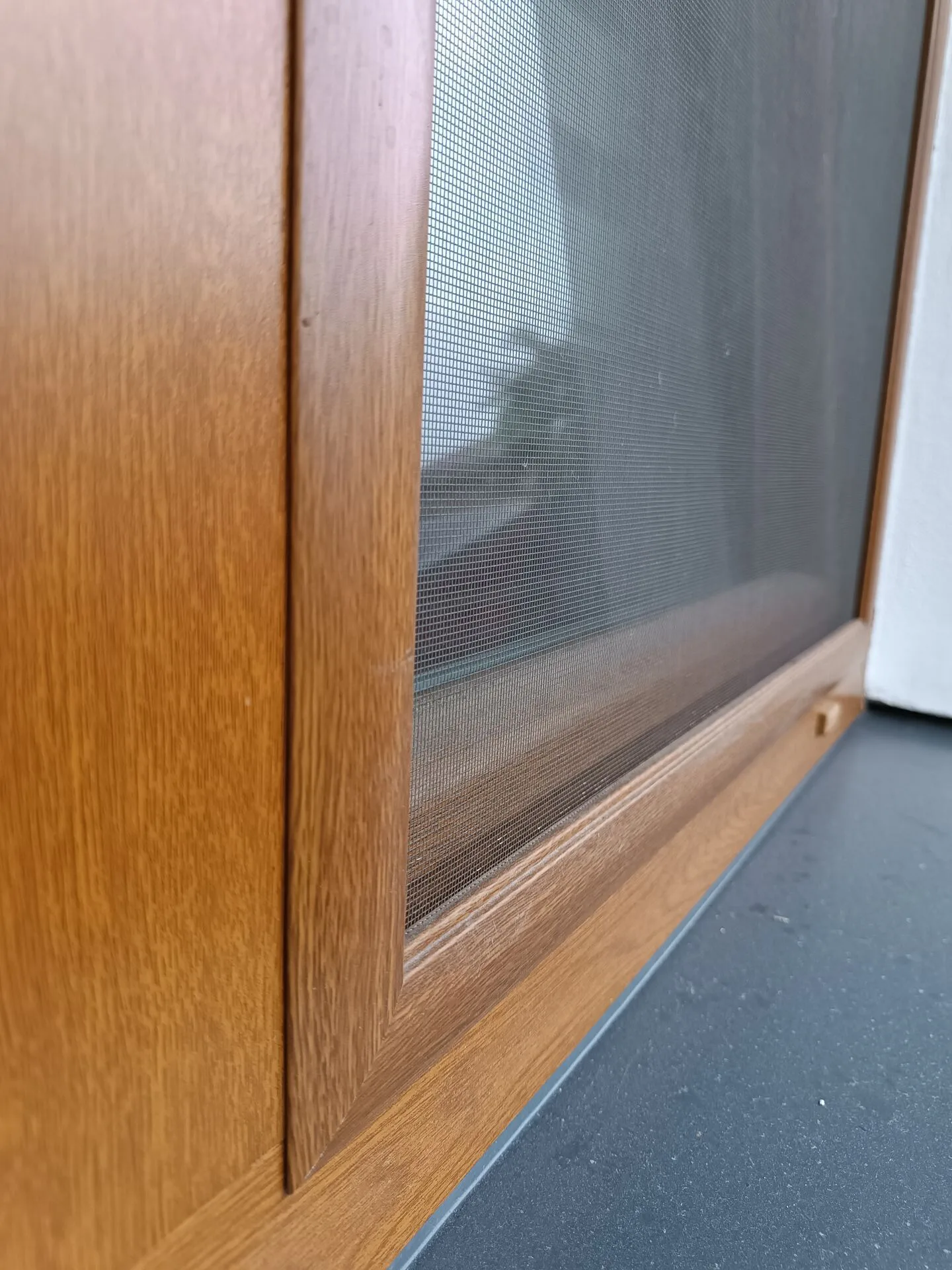 Moskitiery na okno trapezowe – Kraków