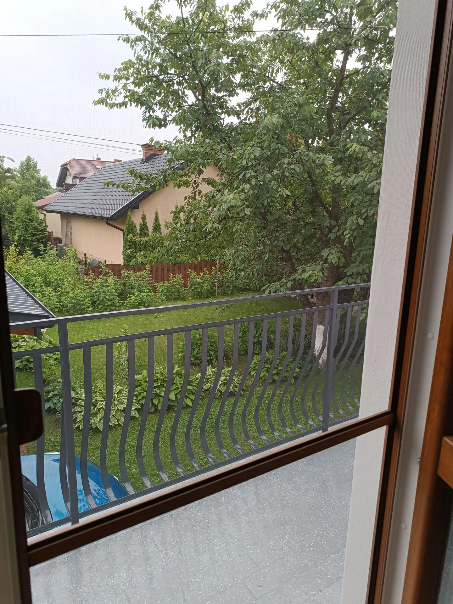 Moskitiery zawiasowe Kraków – tania wycena